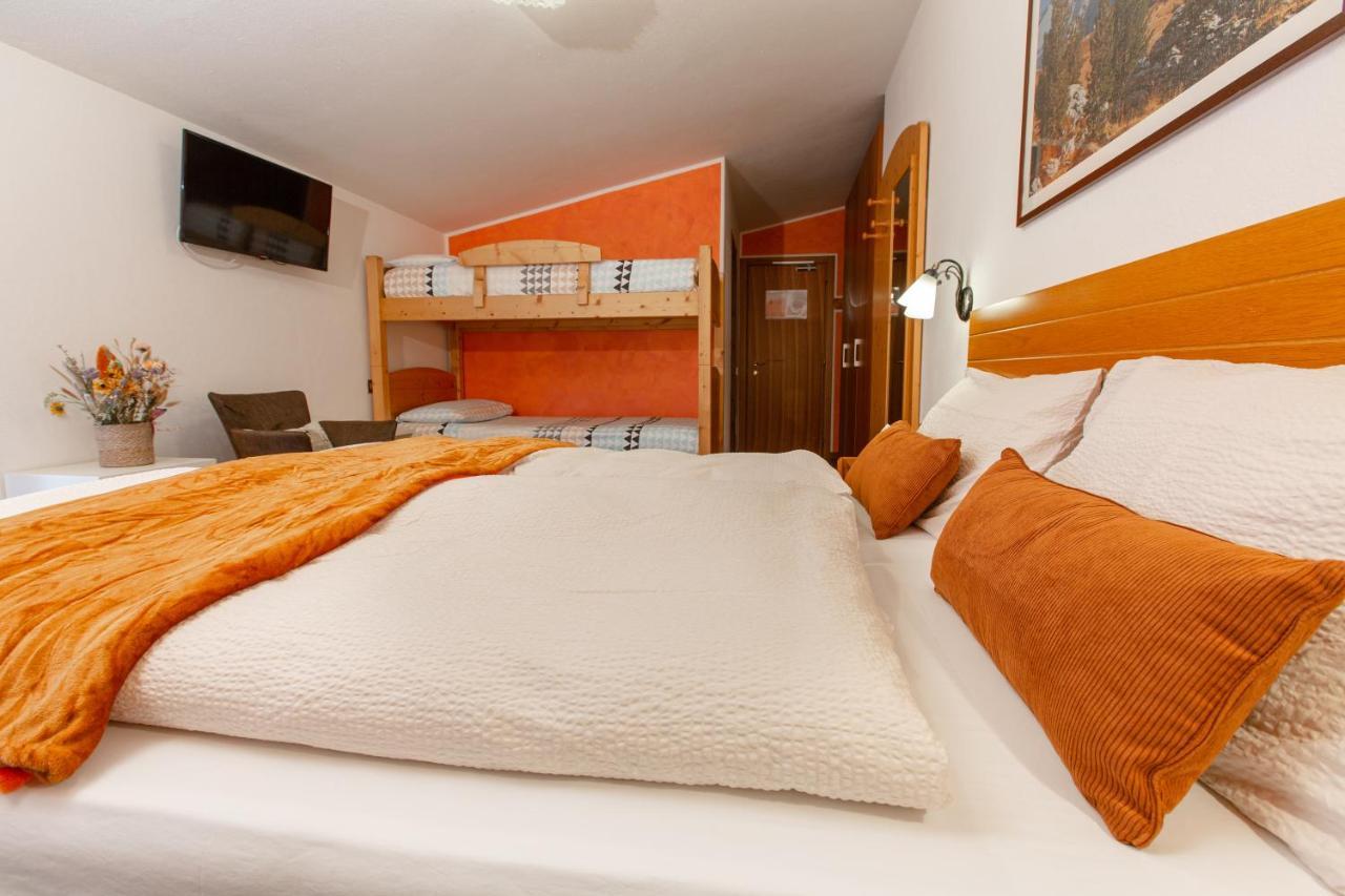 Hotel Biancospino Lanzada Exteriör bild