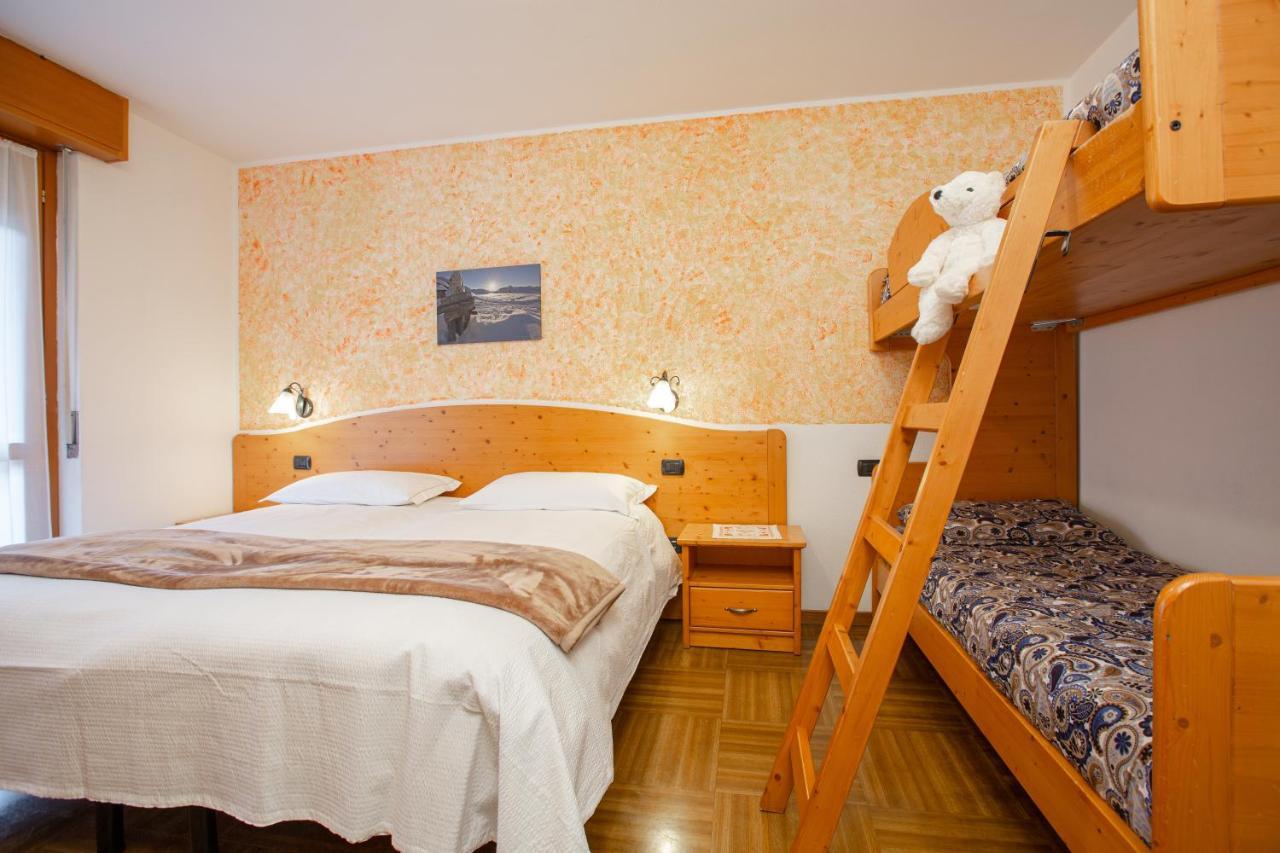 Hotel Biancospino Lanzada Exteriör bild