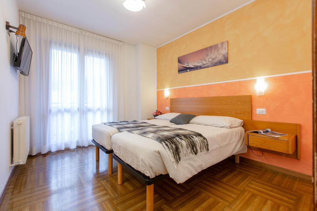 Hotel Biancospino Lanzada Exteriör bild