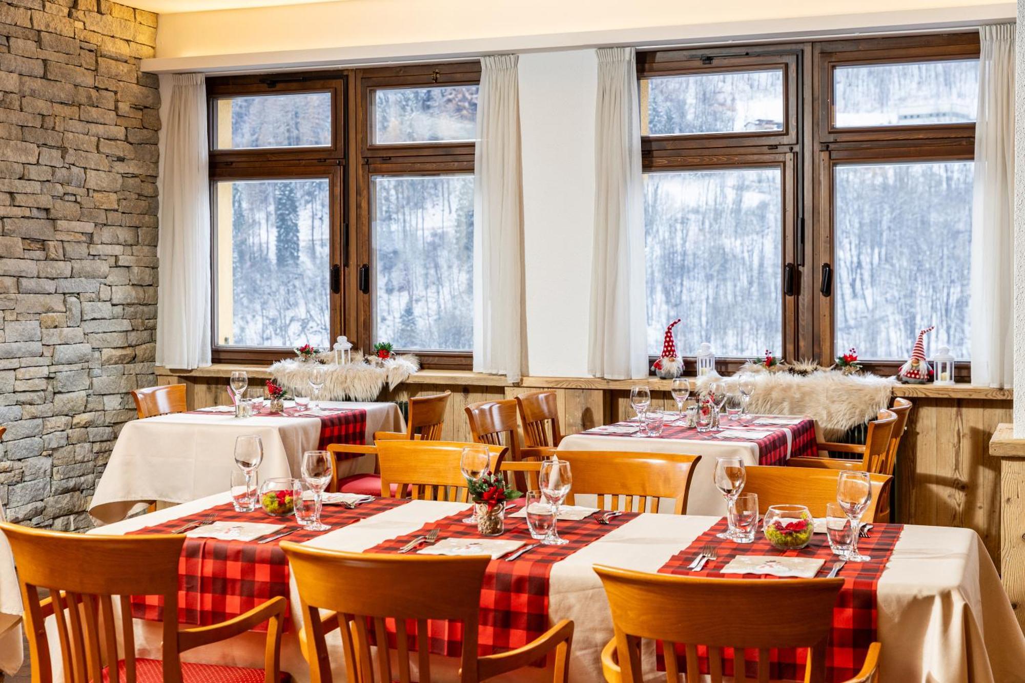 Hotel Biancospino Lanzada Exteriör bild