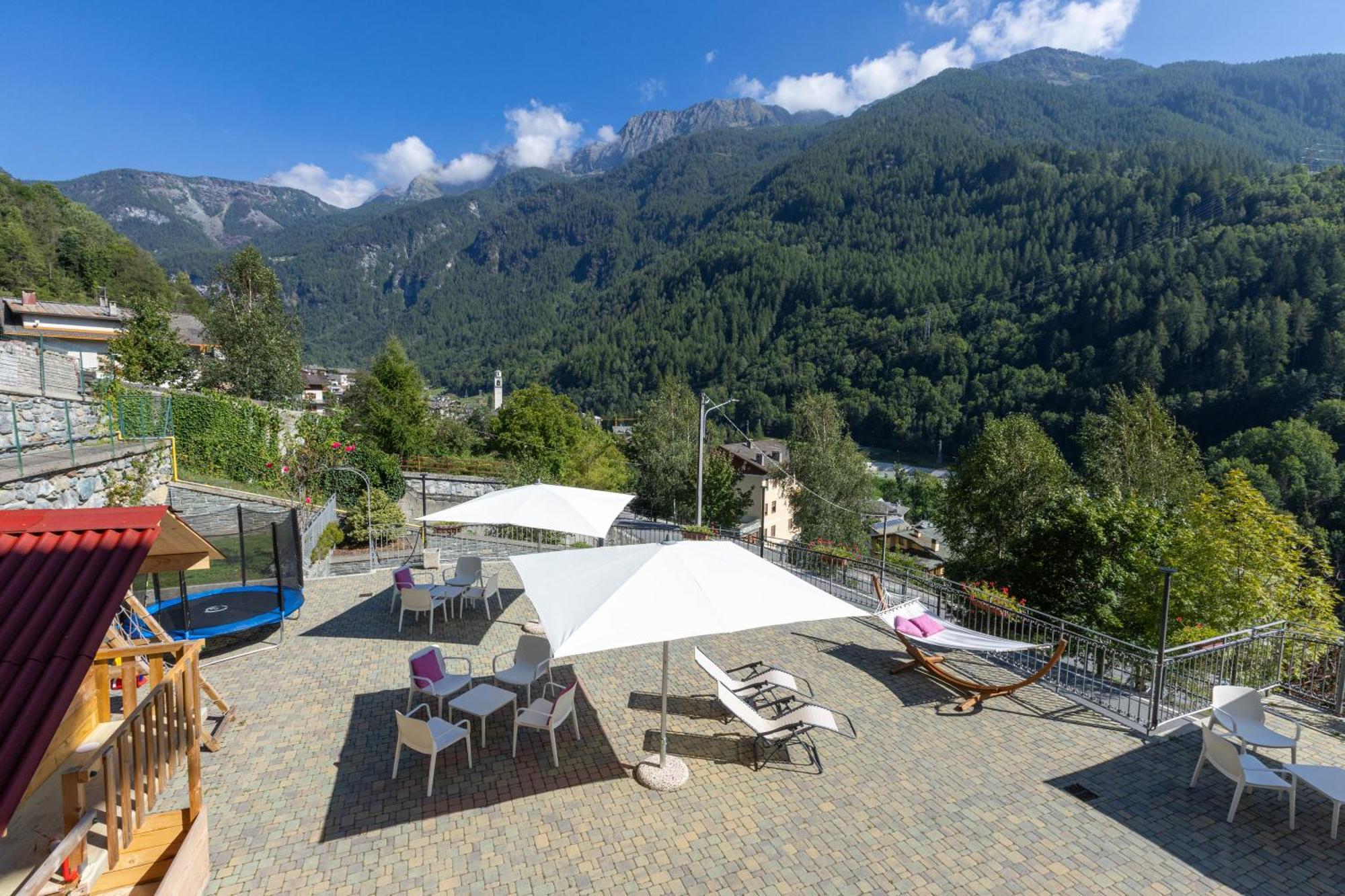 Hotel Biancospino Lanzada Exteriör bild